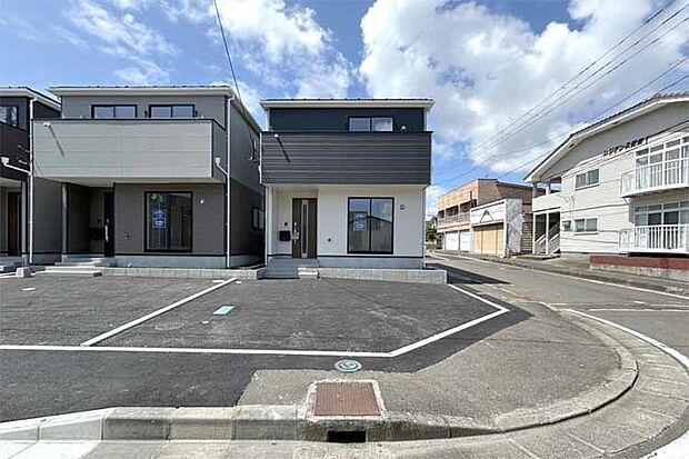(現地写真)小・中学校まで徒歩9分内!