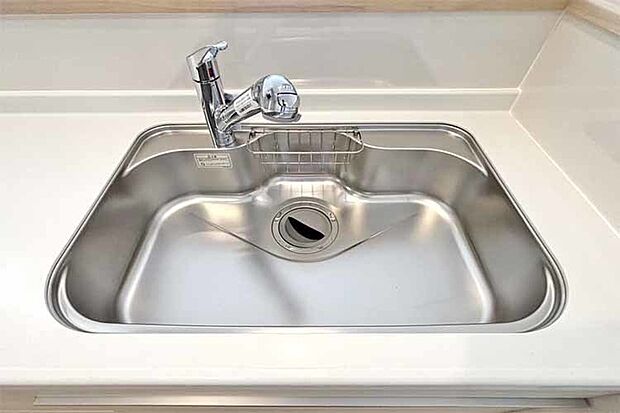 （浄水器付混合水栓）浄水器一体型の水栓でシンク周りスッキリ！