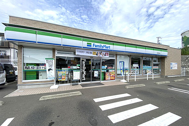 ファミリーマート多賀城笠神店 徒歩7分