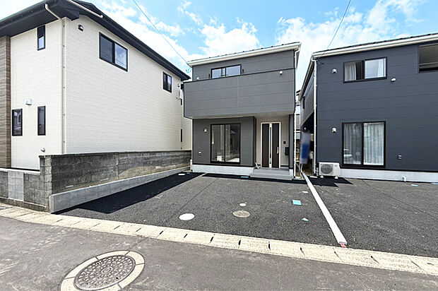 第一中学校徒歩2分！遅くまでの部活動の帰りも安心の距離！現地（2026年6月）撮影