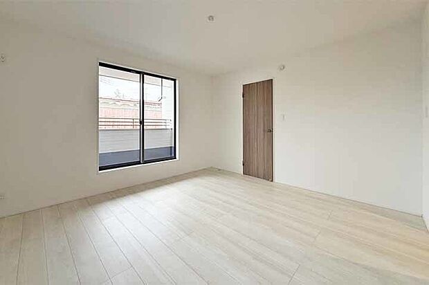 (洋室)大きなお部屋にウォークイン!主寝室にいかがでしょうか?