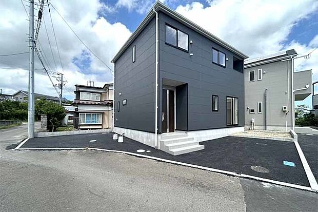 (現地写真)「岩切駅」まで徒歩18分!