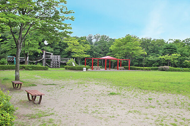 日吉台公園 徒歩7分