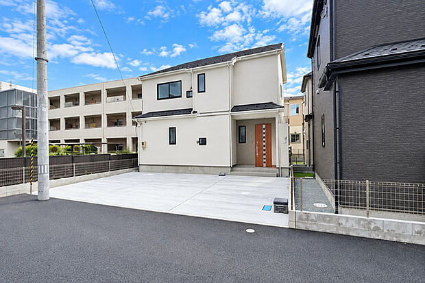 安心の長期優良住宅!生活圏内にコンビニやドラッグストアが充実♪現地(2026年9月)撮影