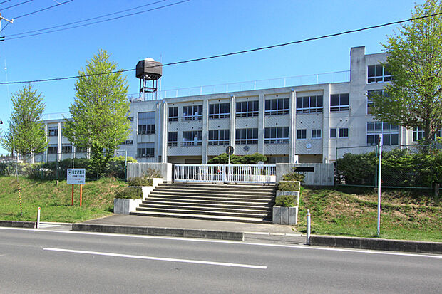 利府町立利府第三小学校 徒歩17分