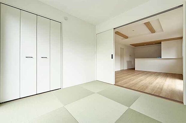 (和室)心落ち着く和室を完備!南向きと陽が入るので日向ぼっこにピッタリ!
