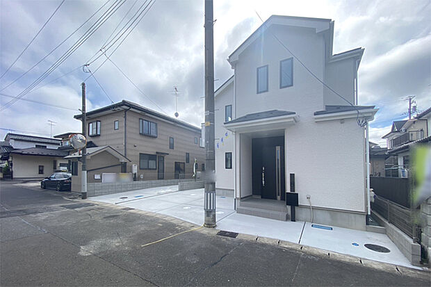 (現地写真)小学校まで徒歩10分!