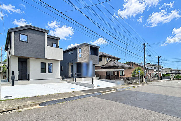 小学校まで徒歩4分♪子育て世帯も安心の立地！現地（2026年8月）撮影