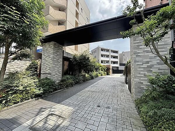 駐車場出入口
