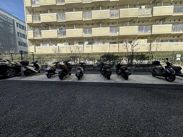 バイク置場