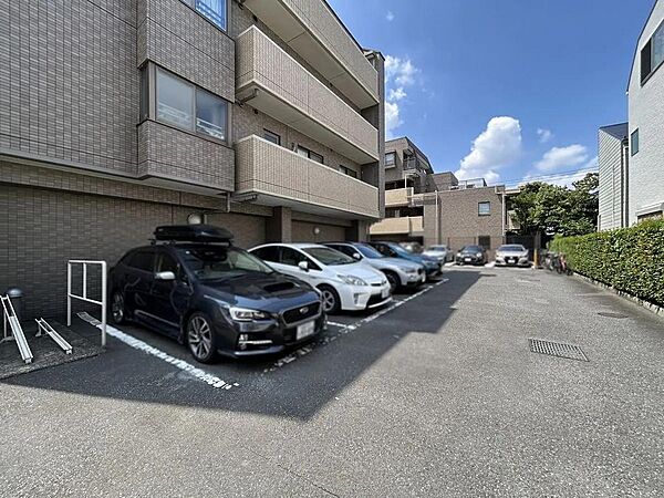 駐車場(車種による)
