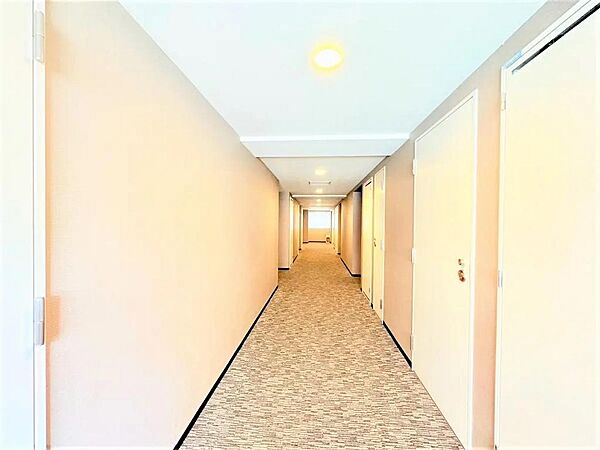 住戸階内廊下