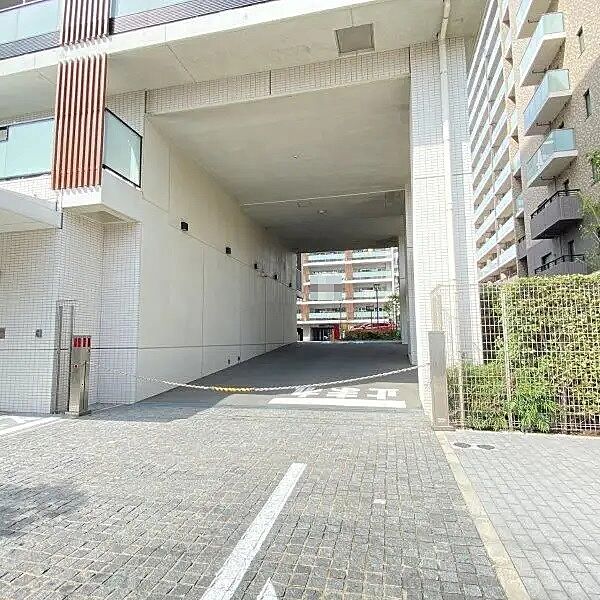 駐車場入り口