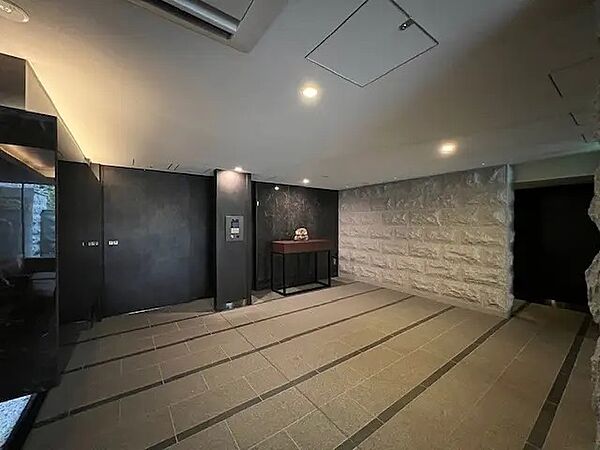 エントランスホール