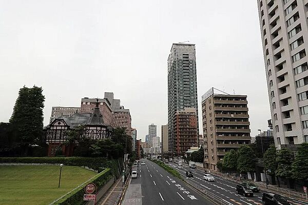 現地含む前面道路
