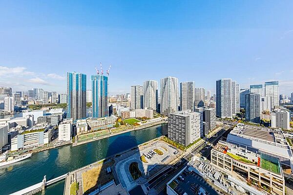 バルコニーからの眺望３０階からの圧巻ビュー