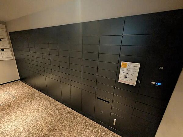 集合ポスト、宅配ボックス