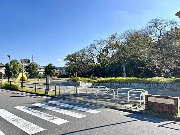 おおぞら公園まで約660m　徒歩９分
