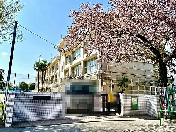 練馬区立関町小学校まで約200ｍ