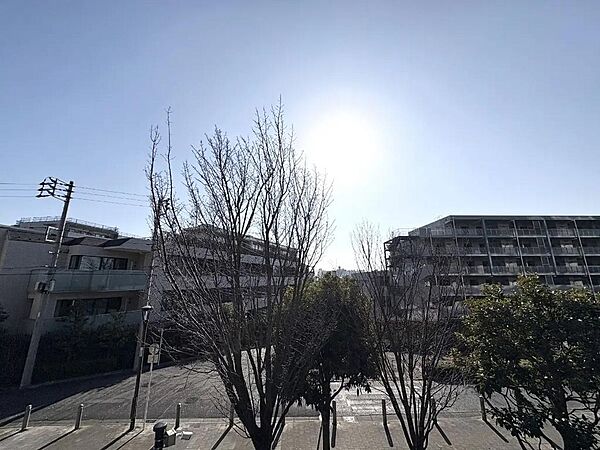 バルコニーからの眺望（南東側）