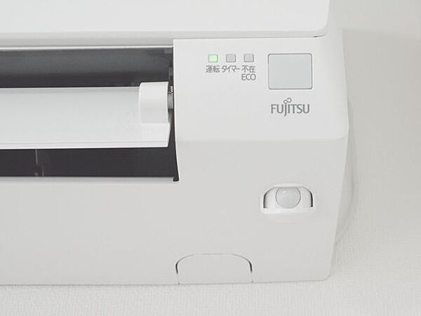 2階和室へエアコンを新設いたしました。寒い日のご内覧も快適です。