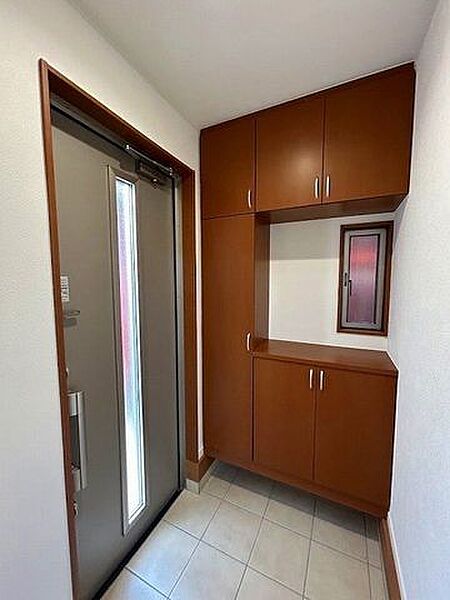 広々とした玄関です。