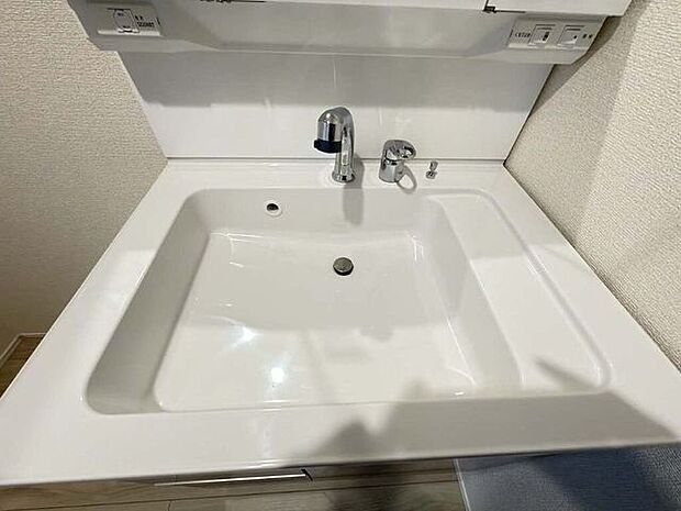 シャンプードレッサー付き洗面化粧台