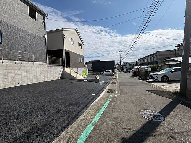 前面道路含む現地写真