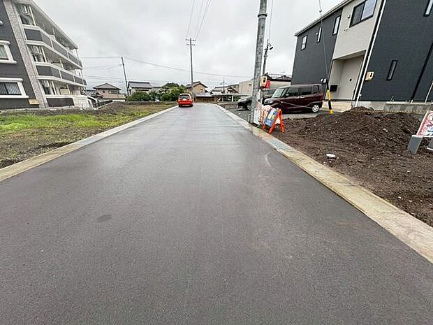 前面道路含む現地写真