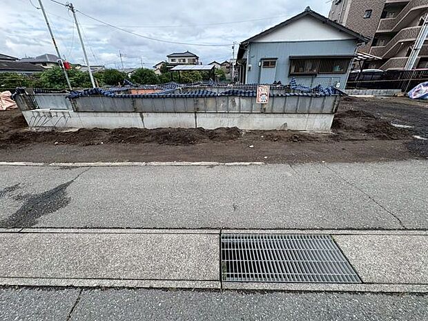 前面道路含む現地写真