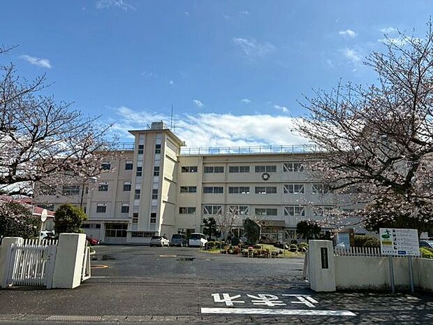 富士市立富士南中学校 1490m