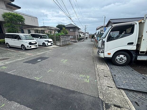前面道路含む現地写真