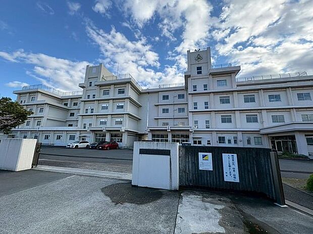 富士市立吉原小学校 1790m