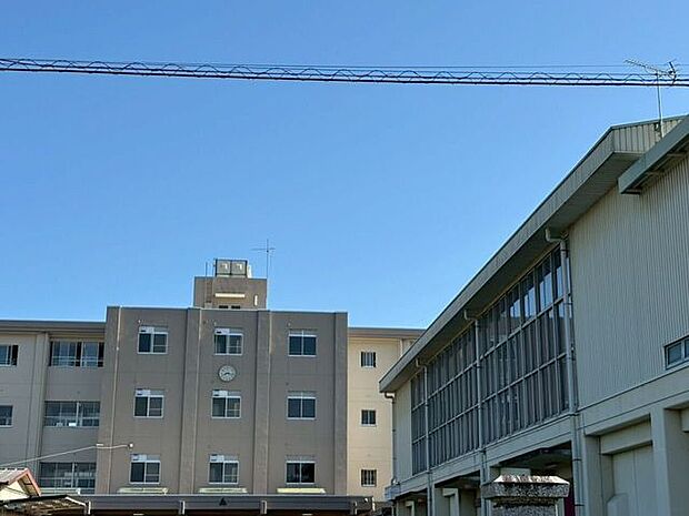 富士宮市立第三中学校 1120m