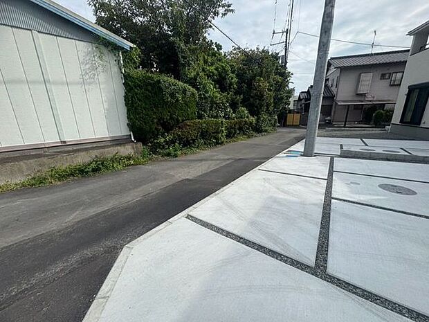 前面道路含む現地写真