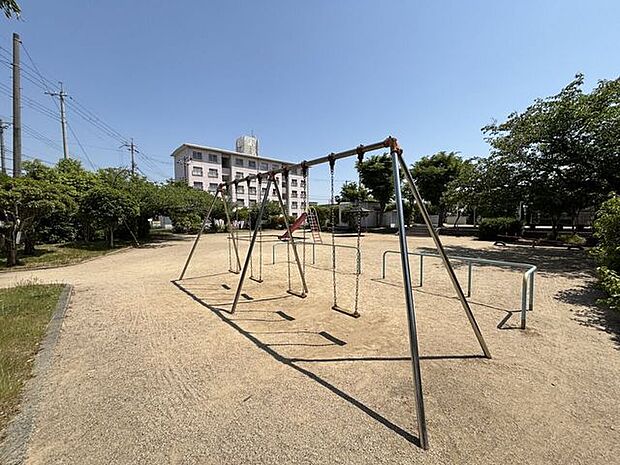 平松公園 290m