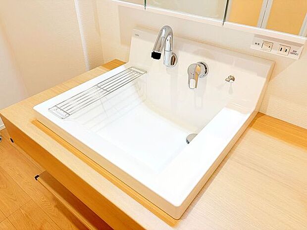 意匠性にこだわった洗面ボウルは機能性も◎♪