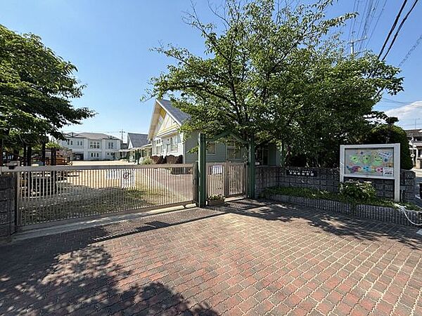 平岡南保育園 580m