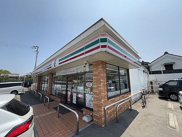 セブンイレブン　加古川別府新野辺 370m