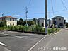 外観：前面道路含む現地写真