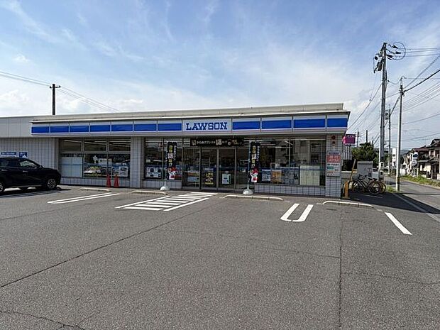 ローソン 倉敷水江店ローソン 倉敷水江店は、岡山県倉敷市水江にある24時間営業のコンビニエンスストアです。ローソン銀行ATMお酒・タバコ販売駐車場あり多機能トイレ（車椅子対応の入り口あり）Uber…