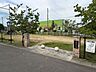 周辺：東富井東壱丁地公園岡山県倉敷市にある住宅街の公園です。周辺に複数の「東壱丁地」公園が集まるエリアに位置しています。敷地は比較的広いですが、口コミによると鉄棒などの遊具は設置されておらず、静かな憩い…