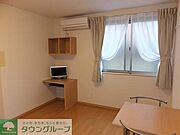 家具家電設置済みのお部屋です。