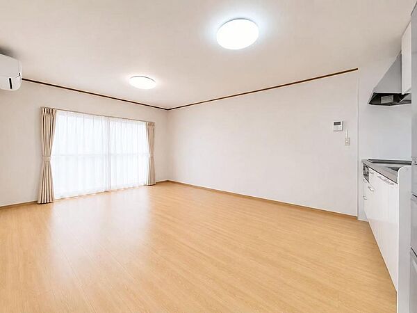 外観：327002971948