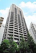 新宿西口駅より徒歩4分 22階 築20年6ヶ月の賃貸物件
