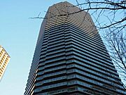 品川駅より徒歩12分 43階 築18年5ヶ月の賃貸物件