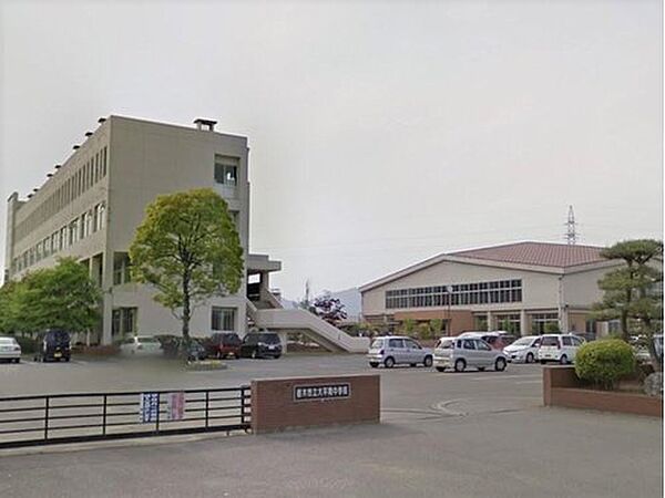 栃木市立大平南中学校まで1156m