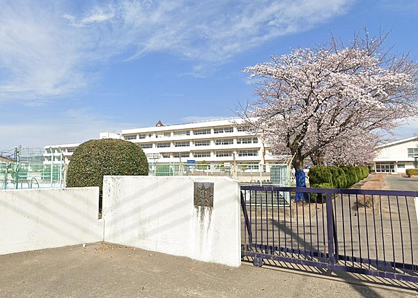 足利市立山前小学校まで1395m