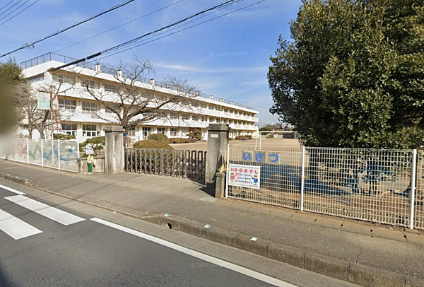栃木市立栃木第四小学校まで482m