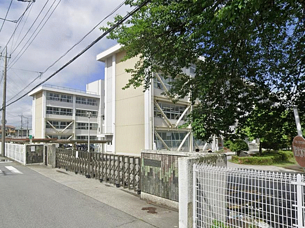 宇都宮市立鬼怒中学校まで2726m
